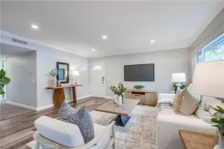 Photo #4: OC24204248 Listing