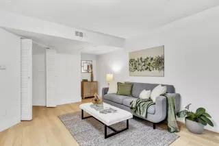 Photo #4: OC24204384 Listing