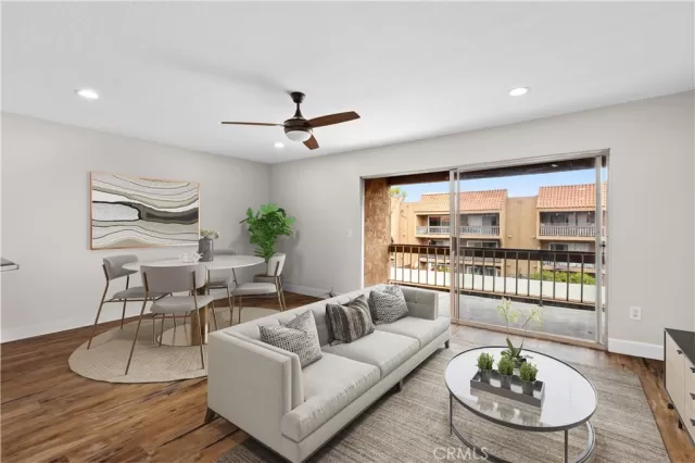 MLS: OC24204901 Condo For Sale