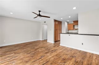 Photo #2: OC24204901 Listing 