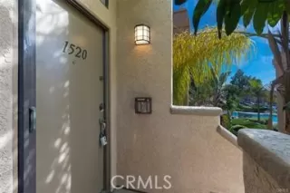 Photo #2: OC24205208 Listing