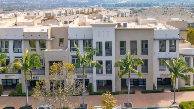 MLS: OC24205498 Condo For Sale