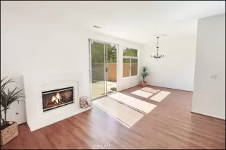 Photo #3: OC24205778 Listing 