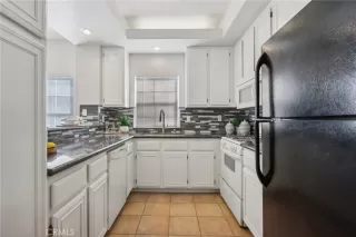 Photo #6: OC24206070 Listing 