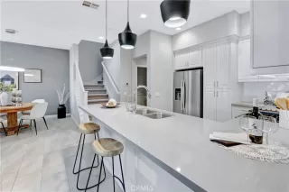 Photo #3: OC24206643 Listing