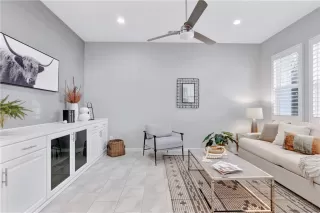 Photo #5: OC24206643 Listing