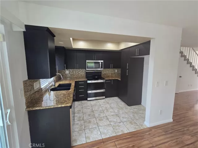 MLS: OC24207018 Condo For Sale