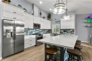 Photo #2: OC24207571 Listing 