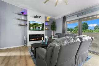 Photo #4: OC24207571 Listing 