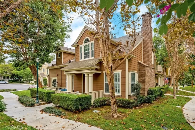 MLS: OC24207943 Condo For Sale