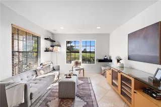 Photo #2: OC24208106 Listing