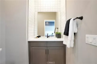 Photo #3: OC24208121 Listing 