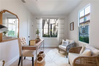 Photo #4: OC24208123 Listing 