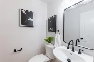 Photo #6: OC24208123 Listing 