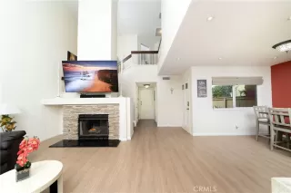 Photo #6: OC24208529 Listing 