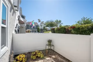 Photo #5: OC24208740 Listing