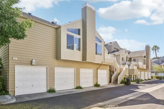 MLS: OC24209254 Condo For Sale