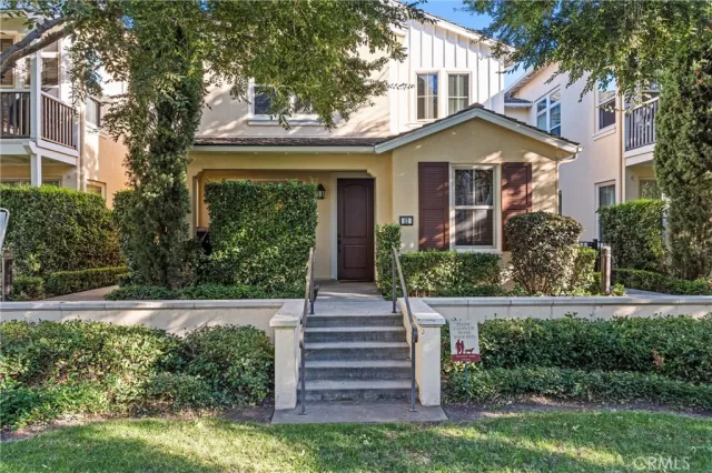 MLS: OC24209298 Condo For Sale