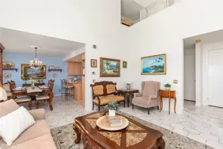 Photo #6: OC24209413 Listing 