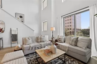 Photo #6: OC24209530 Listing