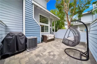 Photo #2: OC24209608 Listing 