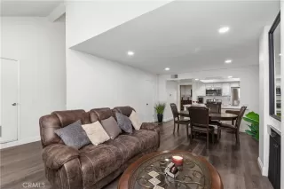 Photo #5: OC24209770 Listing 