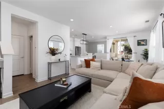 Photo #3: OC24210032 Listing