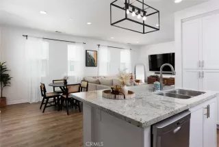 Photo #5: OC24210032 Listing