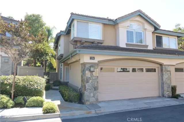 MLS: OC24210284 Condo For Sale