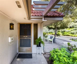 Photo #3: OC24210303 Listing