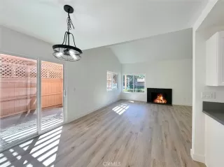 Photo #3: OC24210325 Listing