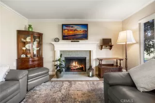 Photo #4: OC24210557 Listing 