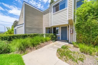 Photo #3: OC24210583 Listing 