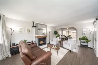 Photo #4: OC24210583 Listing 