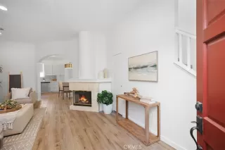 Photo #3: OC24211184 Listing