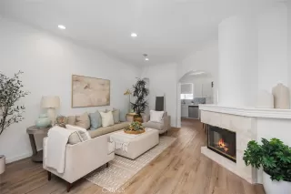 Photo #4: OC24211184 Listing