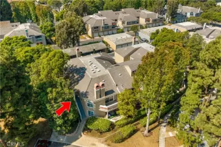 Photo #3: OC24211298 Listing