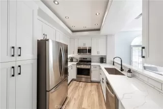 Photo #3: OC24211390 Listing 