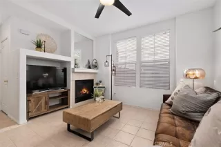 Photo #5: OC24211408 Listing 