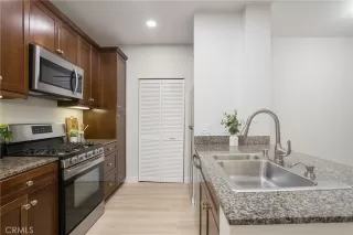 Photo #2: OC24211739 Listing