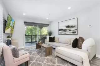 Photo #3: OC24212061 Listing 