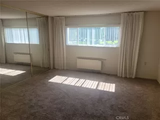 Photo #4: OC24212172 Listing