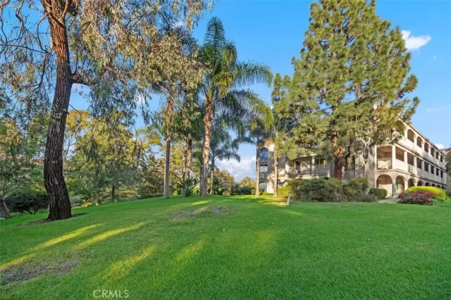 MLS: OC24212465 Condo For Sale