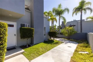 Photo #3: OC24212922 Listing 