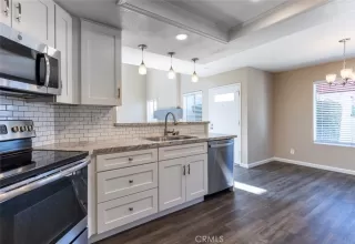 Photo #6: OC24212922 Listing 