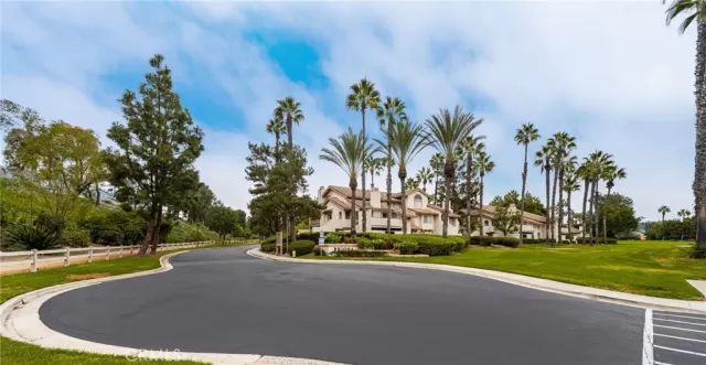 MLS: OC24213089 Condo For Sale