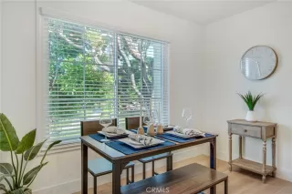 Photo #6: OC24213128 Listing 