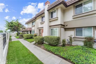 Photo #1: OC24213806 Listing