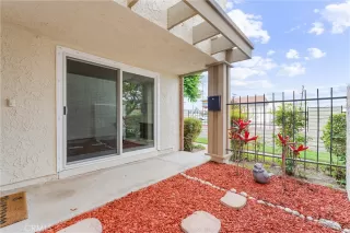 Photo #5: OC24213806 Listing