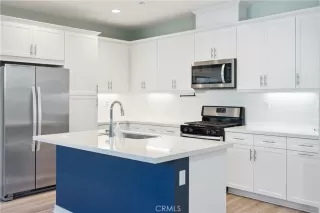 More Details about MLS # OC24213813 : 161 ALIENTA LANE